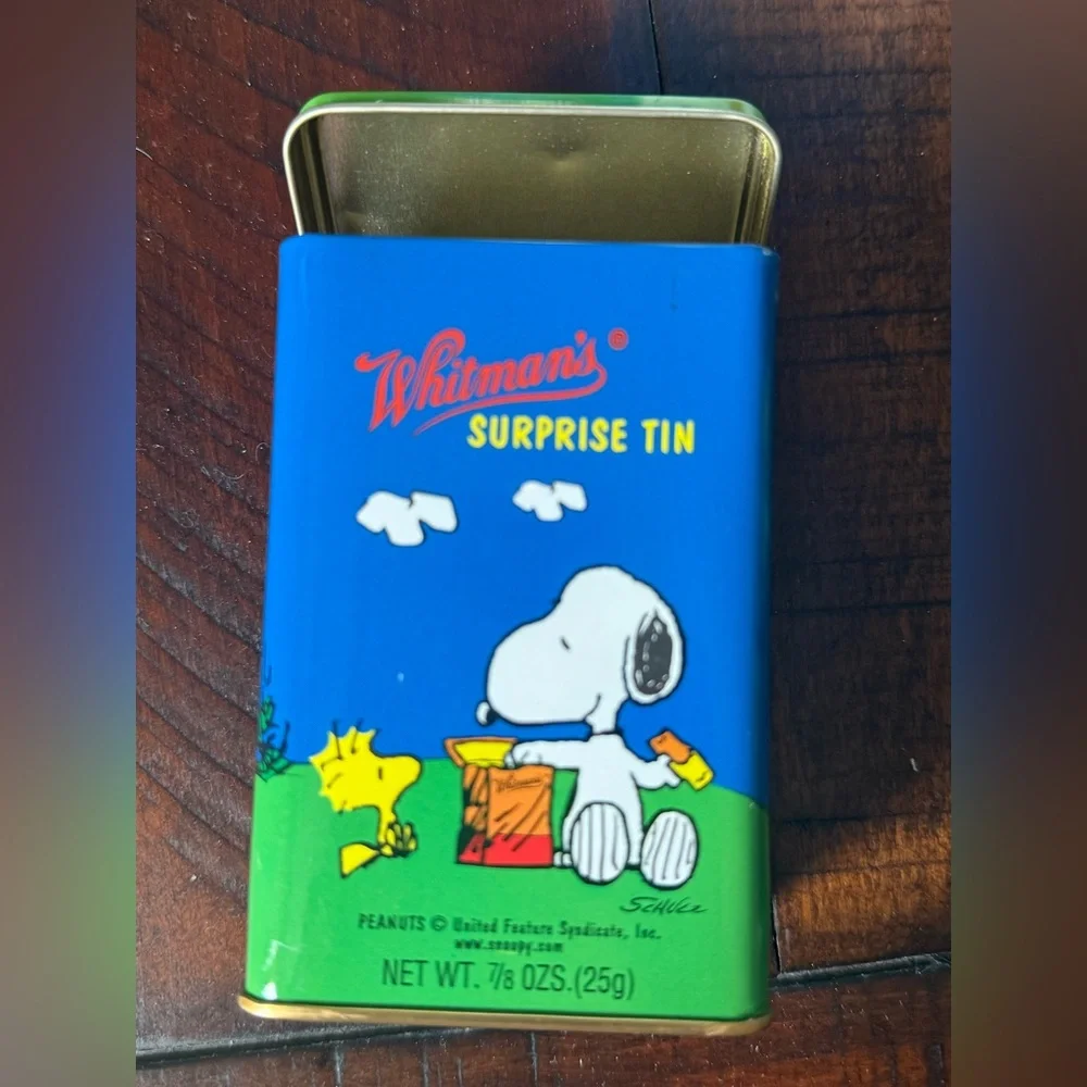 3 Vintage SNOOPY Milk-Bone and Snacks Tins 1993 1996